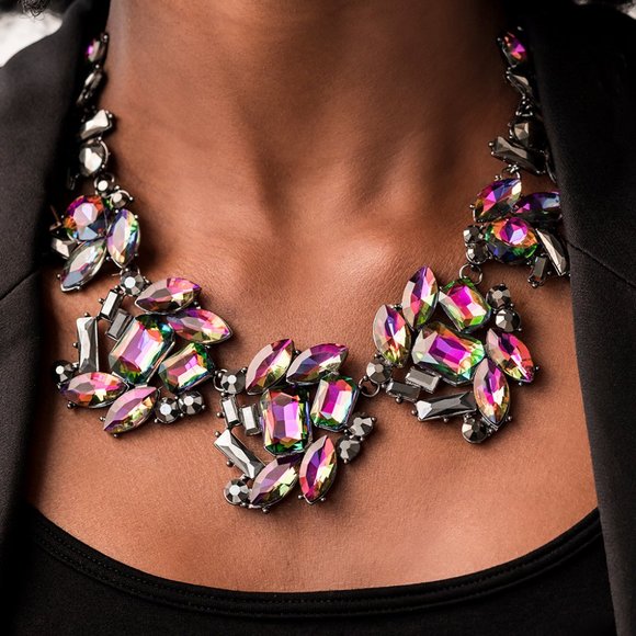 Oil Spill Zi Necklace Obsessed - Picture 2 of 3